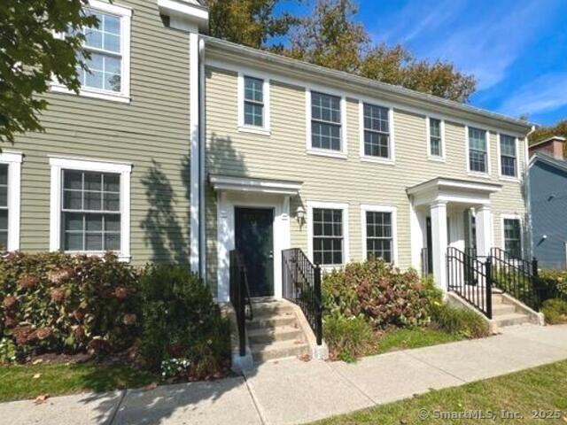 9 Stoneridge Circle, Stamford, Connecticut photo 1