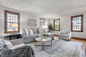 Homes for sale in Wethersfield, CT | 5 Robeth Ln, Wethersfield, CT 06109 | MLS# 24119209