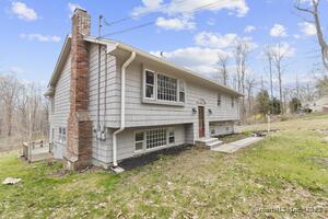 Homes for sale in Newtown, CT | 30 Old Green Rd, Newtown, CT 06482 | MLS# 24126246