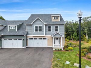 Homes for sale in North Haven, CT | 40 Newbury Ct #40, North Haven, CT 06473 | MLS# 24125923