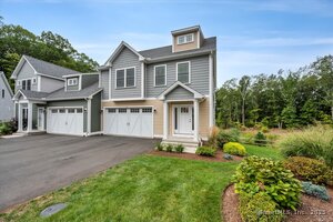 Homes for sale in North Haven, CT | 40 Newbury Ct #40, North Haven, CT 06473 | MLS# 24125923