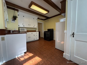 Homes for sale in Meriden, CT | 16 Park Pl, Meriden, CT 06451 | MLS# 24122835