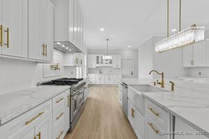 Homes for sale in Durham, CT | 42 Pine Ledge Trl, Durham, CT 06422 | MLS# 24124634