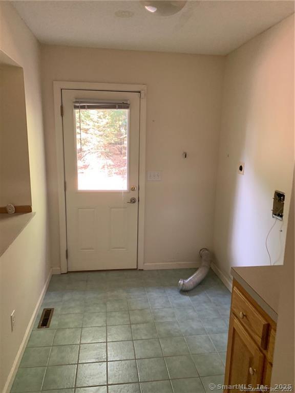 380 Huckleberry Hill, Avon, 06001, 4 Bedrooms Bedrooms, 0 ,4 BathroomsBathrooms,Residential Rental,For Sale,Huckleberry Hill,0,24126382