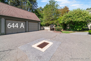 Homes for sale in Southbury, CT | 644 Heritage Vlg #A, Southbury, CT 06488 | MLS# 24125882