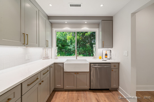 Homes for sale in Southbury, CT | 644 Heritage Vlg #A, Southbury, CT 06488 | MLS# 24125882