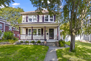 Homes for sale in Putnam, CT | 132 Grove St, Putnam, CT 06260 | MLS# 24123089