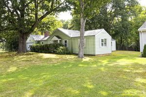 Homes for sale in Newington, CT | 129 Glenview Dr, Newington, CT 06111 | MLS# 24065844