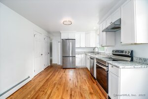 Homes for sale in Newtown, CT | 133 Sugar St, Newtown, CT 06470 | MLS# 24126394