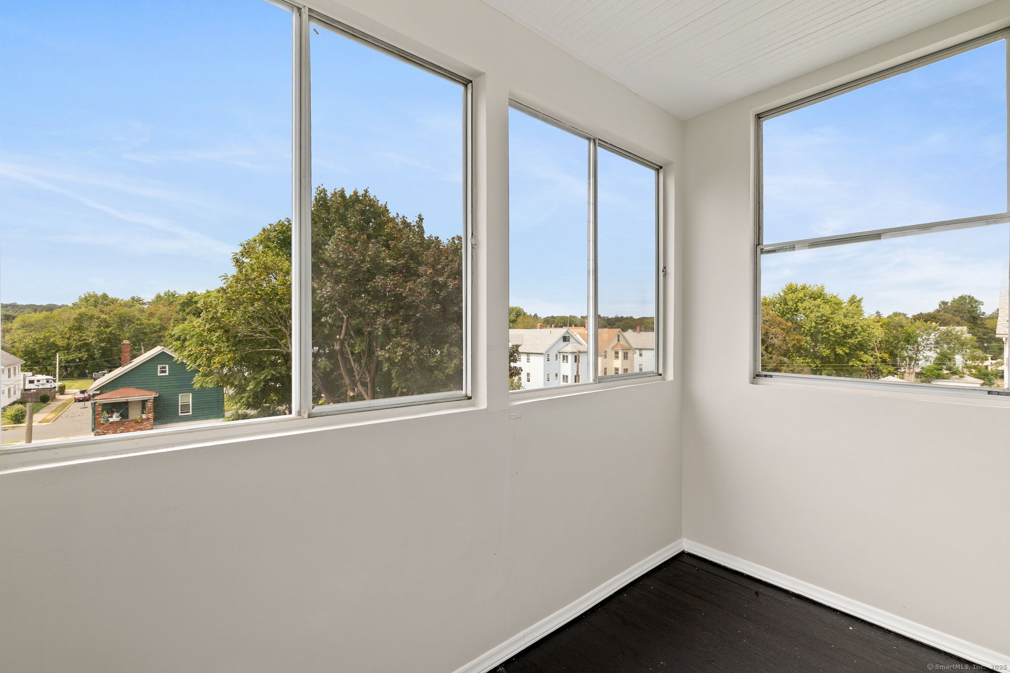 279 Linwood, New Britain, 06052, 3 Bedrooms Bedrooms, 0 ,1 BathroomBathrooms,Residential Rental,For Sale,Linwood,0,24126515