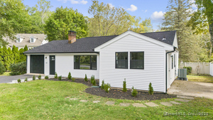 Homes for sale in New Canaan, CT | 101 Parade Hill Rd, New Canaan, CT 06840 | MLS# 24126492