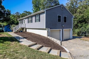 Homes for sale in New Milford, CT | 35 Hillendale Dr, New Milford, CT 06776 | MLS# 24126449