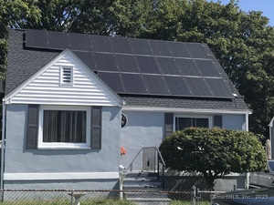 Homes for sale in Stratford, CT | 216 Clover St, Stratford, CT 06614 | MLS# 24126516