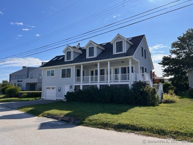 Winter/Academic rental in beautiful Groton Long Point. Available October 15- June 15. Excellent central GLP location with beautiful sunset views and water views.