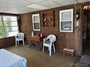 Homes for sale in Newington, CT | 27 Harding Ave, Newington, CT 06111 | MLS# 24126431