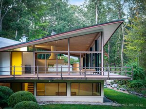 Homes for sale in New Canaan, CT | 44 Benedict Hill Rd, New Canaan, CT 06840 | MLS# 24126532