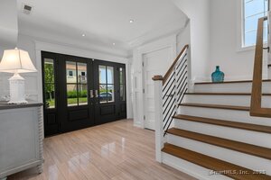 Homes for sale in Milford, CT | 84 Cooper Ave, Milford, CT 06460 | MLS# 24126707