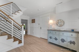 Homes for sale in Milford, CT | 84 Cooper Ave, Milford, CT 06460 | MLS# 24126707