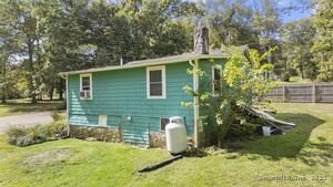 Homes for sale in North Stonington, CT | 352 Pendleton Hill Rd, North Stonington, CT 06359 | MLS# 24126729