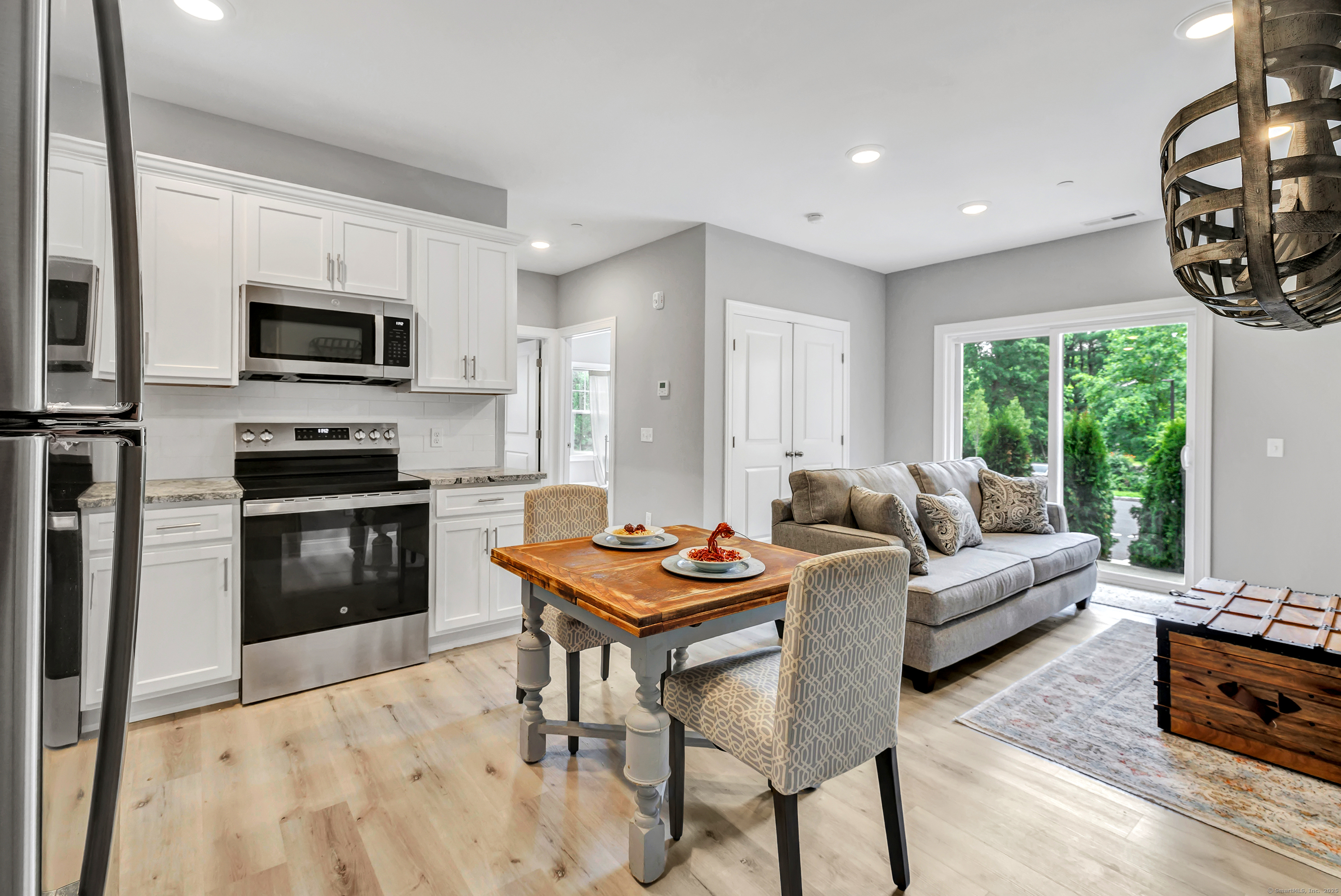 303 Bridgeport, Shelton, 06484, 1 Bedroom Bedrooms, 0 ,1 BathroomBathrooms,Residential Rental,For Sale,Bridgeport,0,24126822