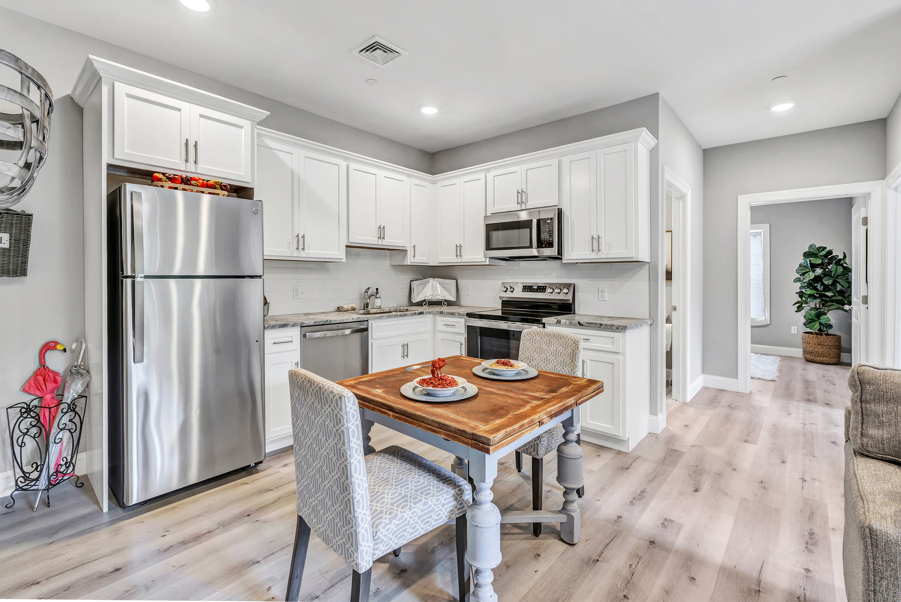 303 Bridgeport, Shelton, 06484, 1 Bedroom Bedrooms, 0 ,1 BathroomBathrooms,Residential Rental,For Sale,Bridgeport,0,24126822