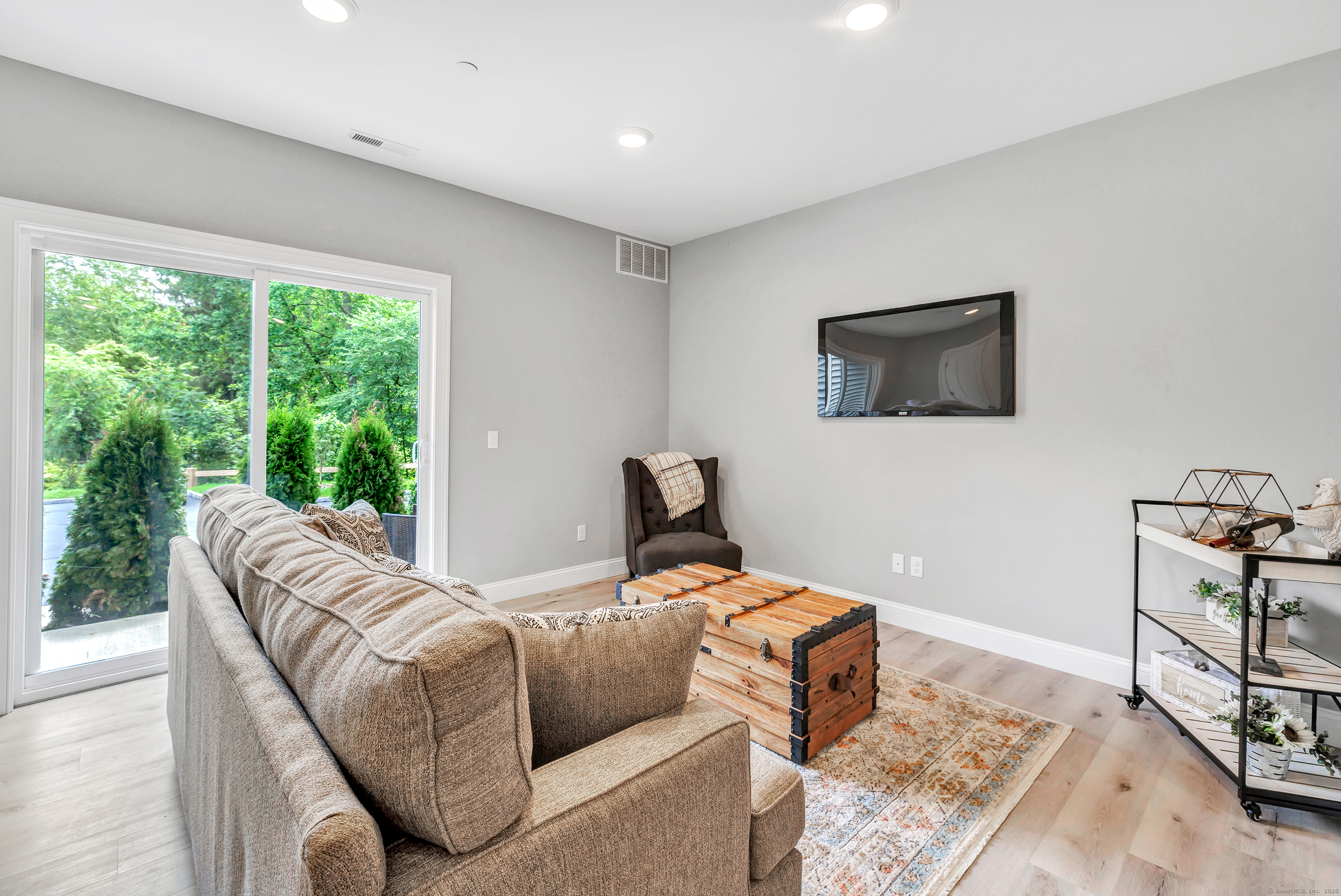 303 Bridgeport, Shelton, 06484, 1 Bedroom Bedrooms, 0 ,1 BathroomBathrooms,Residential Rental,For Sale,Bridgeport,0,24126822