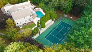 Homes for sale in Shelton, CT | 28 Strawberry Ln, Shelton, CT 06484 | MLS# 24126694