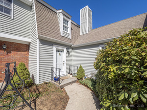 Homes for sale in Ridgefield, CT | 19 Prospect Rdg #APT 14, Ridgefield, CT 06877 | MLS# 24126880