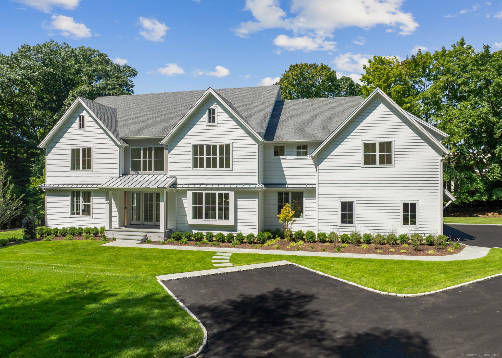19 Twin Circle Drive, Westport, Connecticut photo 1