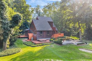 Homes for sale in Old Saybrook, CT | 122 Old Post Rd, Old Saybrook, CT 06475 | MLS# 24126482