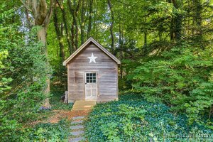 Homes for sale in Old Saybrook, CT | 122 Old Post Rd, Old Saybrook, CT 06475 | MLS# 24126482