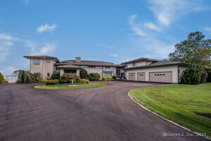 Homes for sale in Old Saybrook, CT | 20 Saltus Dr, Old Saybrook, CT 06475 | MLS# 24125295