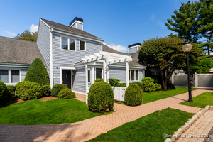 144 Lansdowne, Unit 144