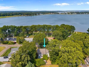 Homes for sale in Old Saybrook, CT | 96 Fenwood Dr, Old Saybrook, CT 06475 | MLS# 24125643