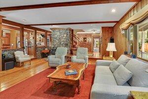 Homes for sale in Middlebury, CT | 200 N Farm Rd, Middlebury, CT 06762 | MLS# 24124893