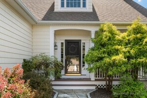 Homes for sale in New Milford, CT | 1 Tall Oaks Dr, New Milford, CT 06776 | MLS# 24127241