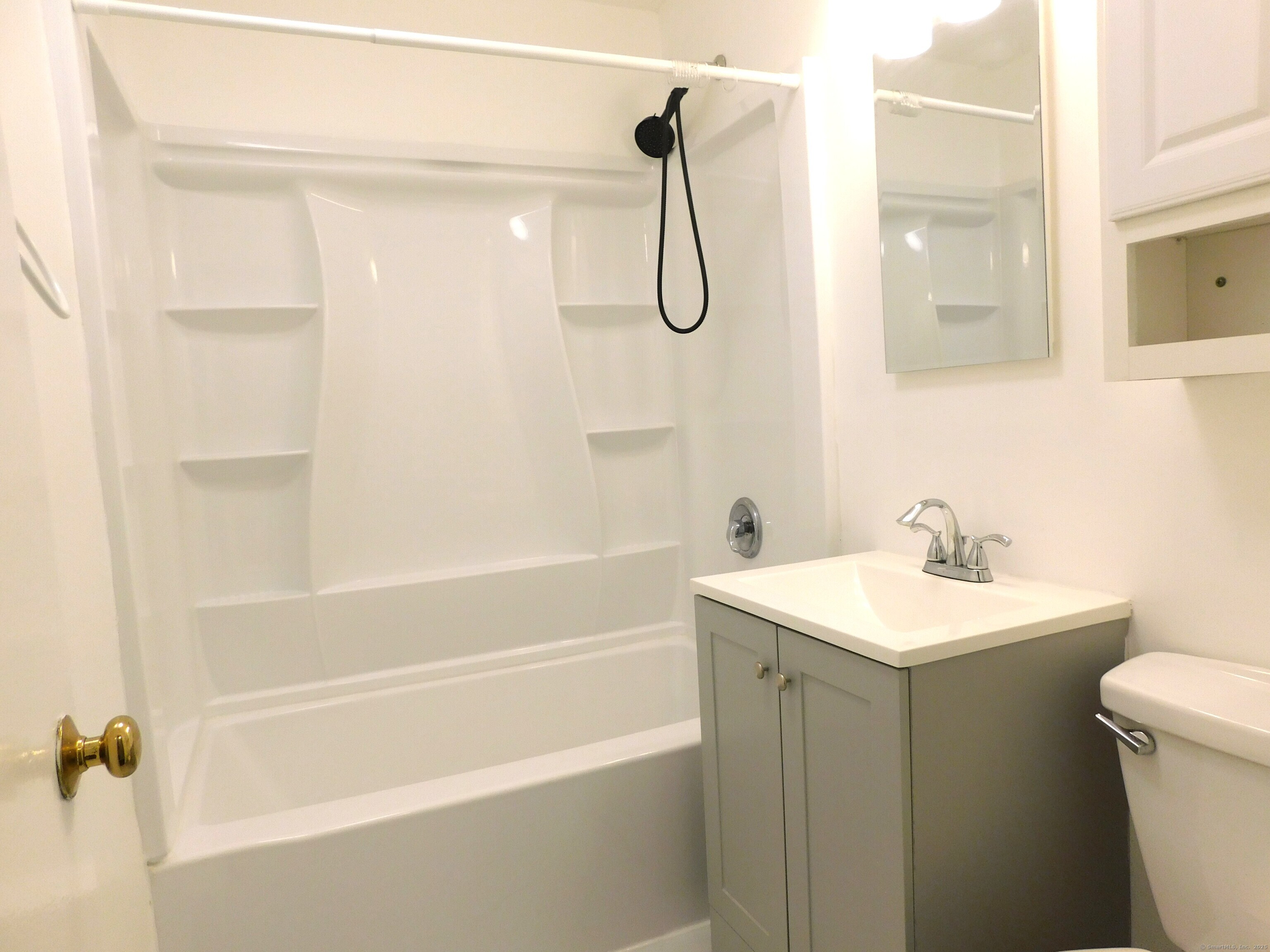 173 Kennedy, Bridgeport, 06606, 2 Bedrooms Bedrooms, 0 ,1 BathroomBathrooms,Residential Rental,For Sale,Kennedy,0,24127289