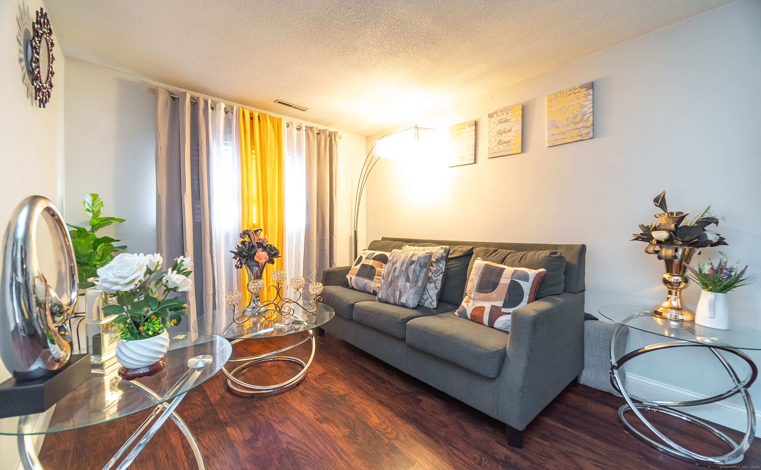 9 Patricia, Bridgeport, 06606, 2 Bedrooms Bedrooms, 0 ,1 BathroomBathrooms,Condo/co-op For Sale,For Sale,Patricia,0,24120601