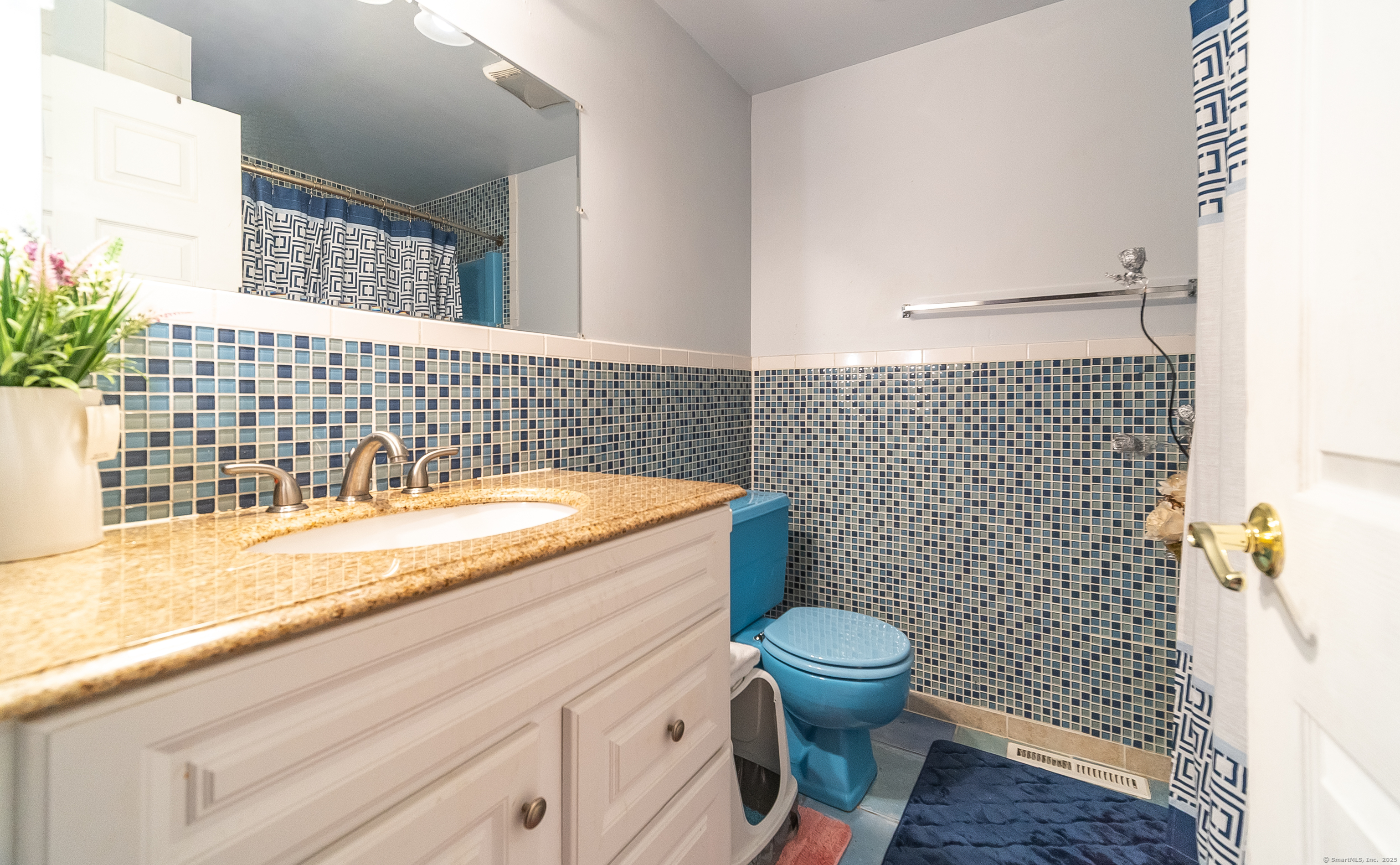 9 Patricia, Bridgeport, 06606, 2 Bedrooms Bedrooms, 0 ,1 BathroomBathrooms,Condo/co-op For Sale,For Sale,Patricia,0,24120601