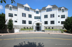 Homes for sale in Farmington, CT | 788 Farmington Ave #APT 104, Farmington, CT 06032 | MLS# 24127337