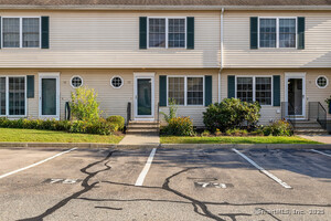 Homes for sale in Norwich, CT | 73 Briar Ln #73, Norwich, CT 06360 | MLS# 24127017