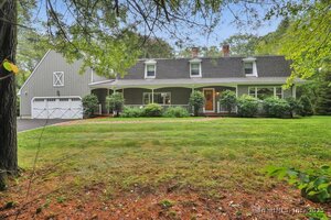 Homes for sale in Middlebury, CT | 200 N Farm Rd, Middlebury, CT 06762 | MLS# 24124893