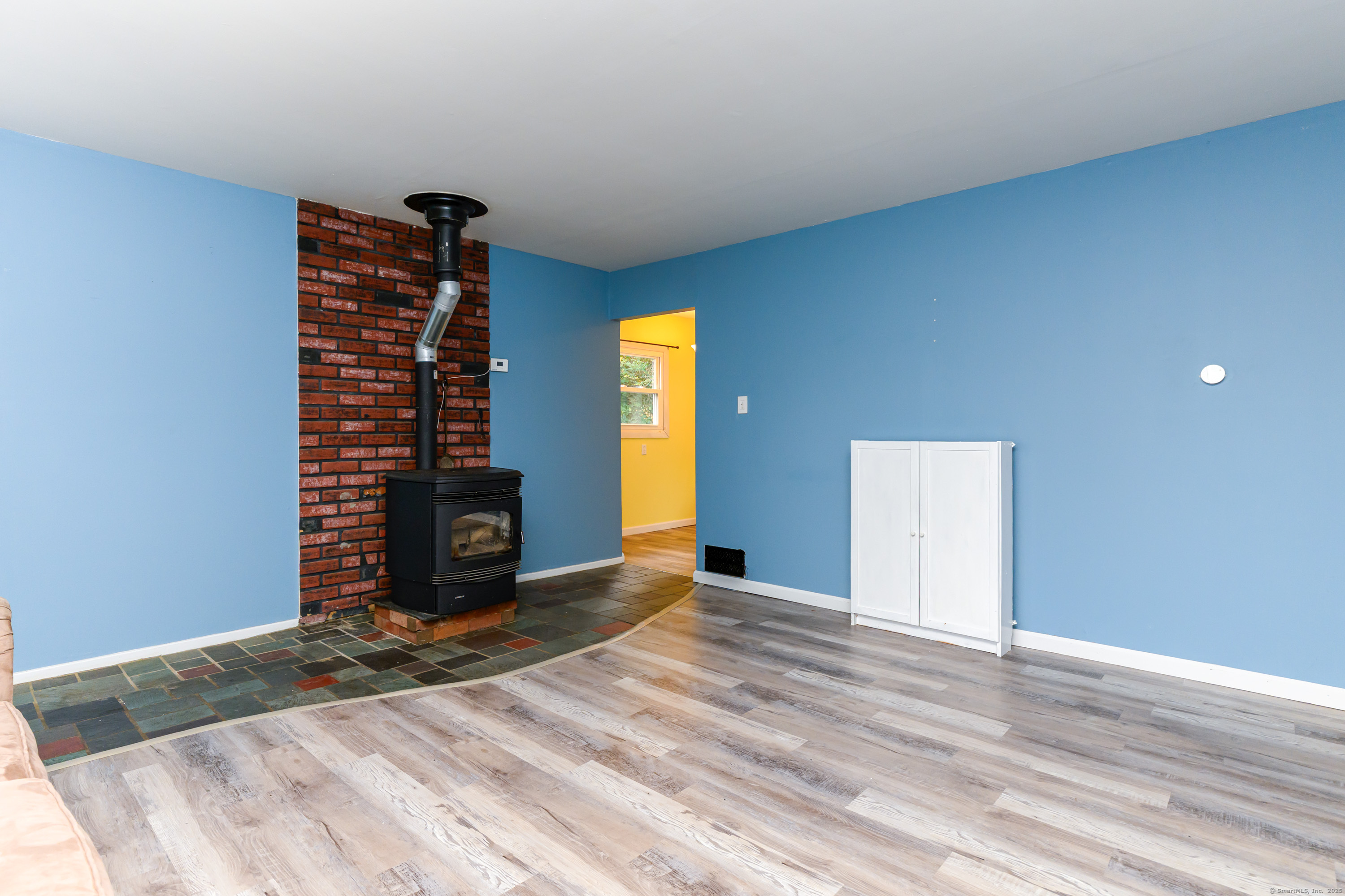 Homes for sale in Norwich, CT | 34 Great Plain Rd, Norwich, CT 06360 | MLS# 24127168