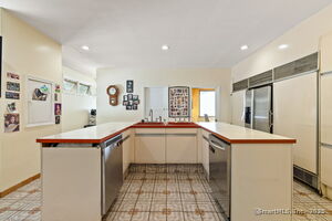 Homes for sale in Guilford, CT | 7 Hart Rd, Guilford, CT 06437 | MLS# 24126220