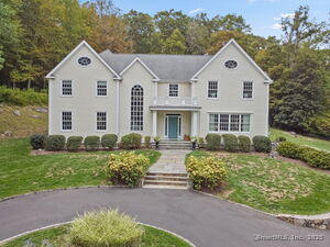 18 Wells Hill Road