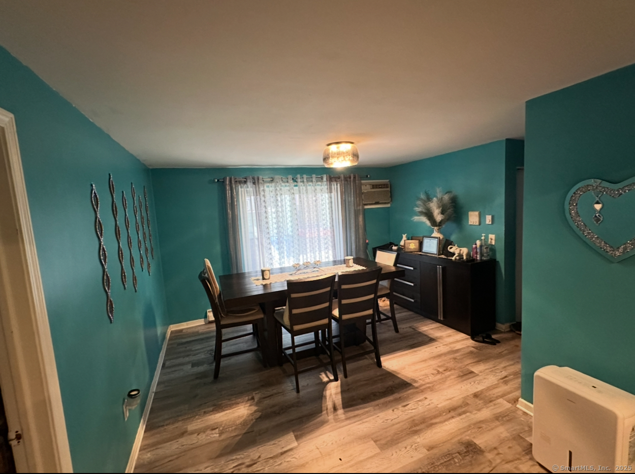 147 Preston, Hartford, 06114, 2 Bedrooms Bedrooms, 0 ,2 BathroomsBathrooms,Condo/co-op For Sale,For Sale,Preston,0,24126113