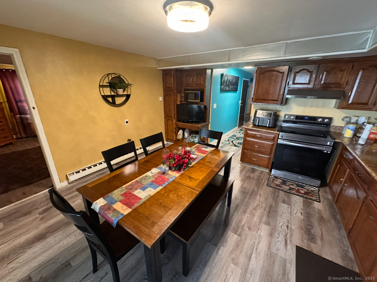 147 Preston, Hartford, 06114, 2 Bedrooms Bedrooms, 0 ,2 BathroomsBathrooms,Condo/co-op For Sale,For Sale,Preston,0,24126113