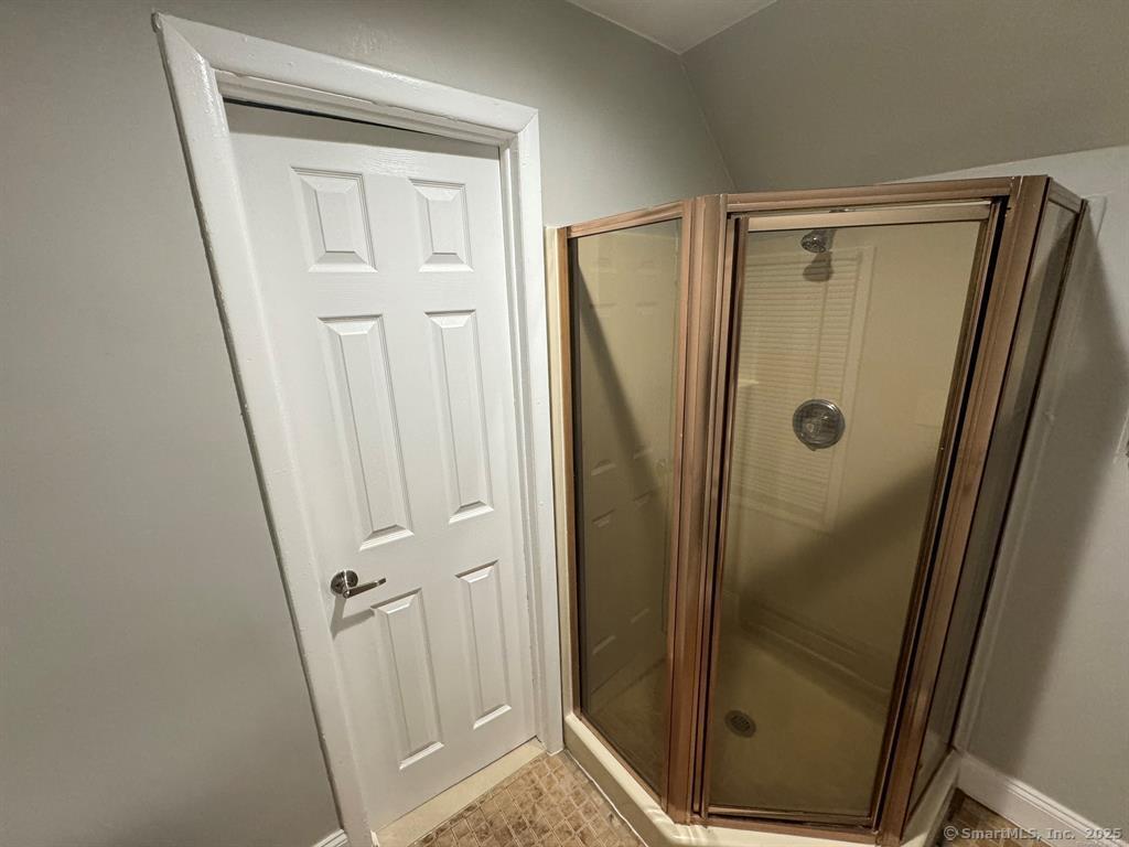 644 Brooks, Bridgeport, 06608, 2 Bedrooms Bedrooms, 0 ,1 BathroomBathrooms,Residential Rental,For Sale,Brooks,0,24118561