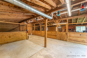 Homes for sale in Putnam, CT | 309 E Putnam Rd, Putnam, CT 06260 | MLS# 24127435