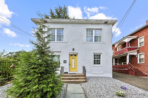 Homes for sale in Middletown, CT | 23 Hotchkiss St, Middletown, CT 06457 | MLS# 24126312